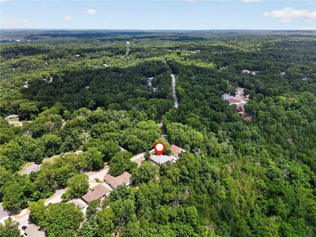 7 Congleton Circle, Bella Vista, AR 72714