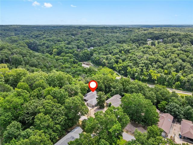 7 Congleton Circle, Bella Vista, AR 72714