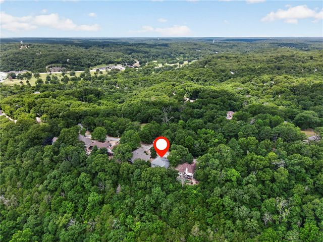 7 Congleton Circle, Bella Vista, AR 72714