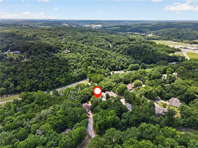 7 Congleton Circle, Bella Vista, AR 72714
