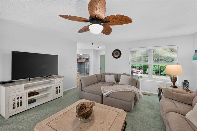 7 Congleton Circle, Bella Vista, AR 72714