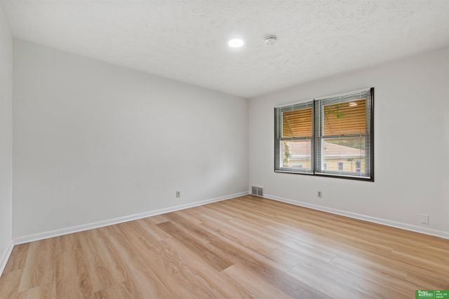5210 Northwest Drive, Omaha, NE 68104