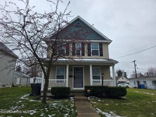 1230 Hirzel Street, Toledo, OH 43605