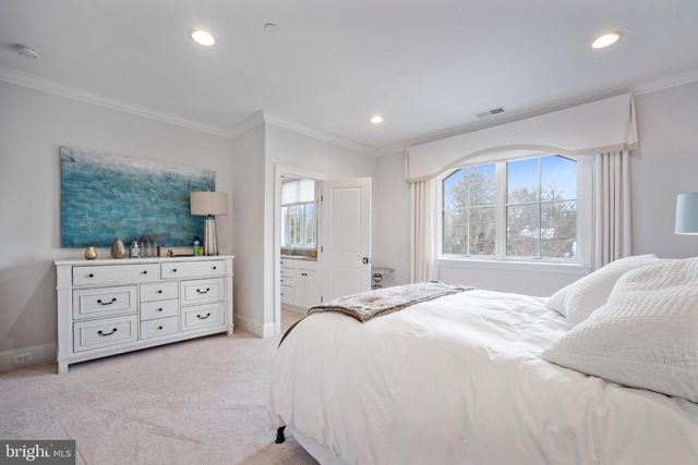 5905 ABERDEEN, Bethesda, MD 20817