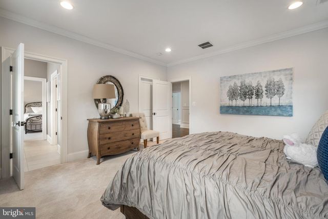 5905 ABERDEEN, Bethesda, MD 20817