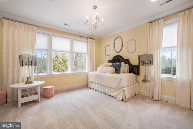 5905 ABERDEEN, Bethesda, MD 20817