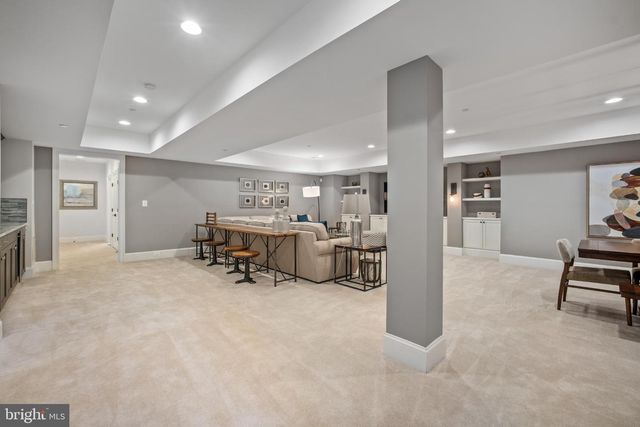 5905 ABERDEEN, Bethesda, MD 20817