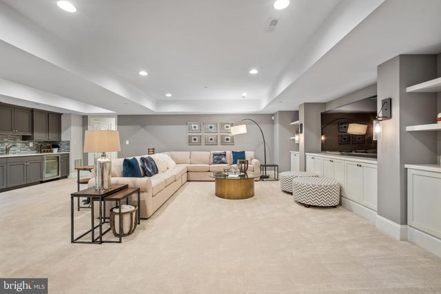 5905 ABERDEEN, Bethesda, MD 20817