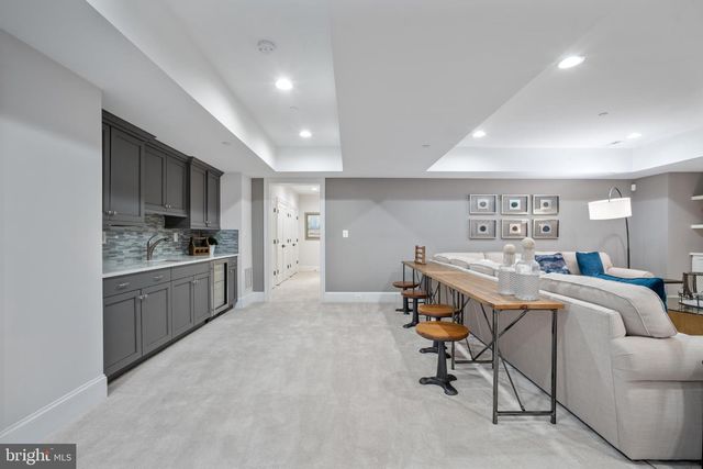 5905 ABERDEEN, Bethesda, MD 20817