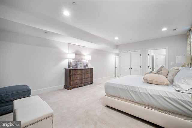 5905 ABERDEEN, Bethesda, MD 20817