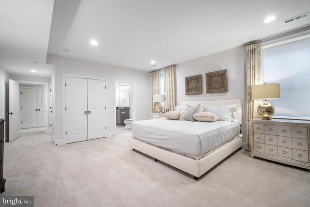 5905 ABERDEEN, Bethesda, MD 20817