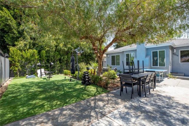 6206 Camellia, North Hollywood, CA 91606