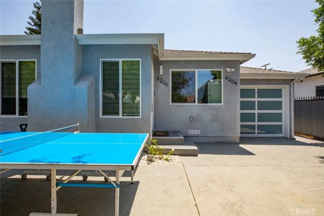 6206 Camellia, North Hollywood, CA 91606