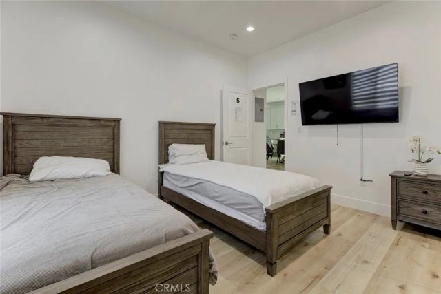 6206 Camellia, North Hollywood, CA 91606