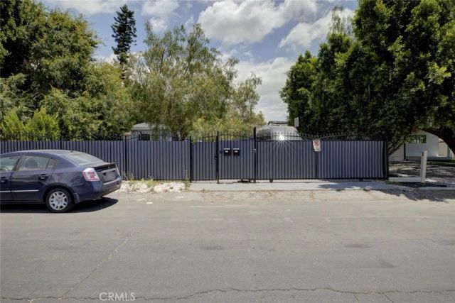 6206 Camellia, North Hollywood, CA 91606