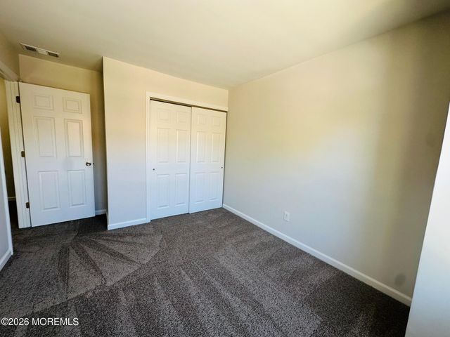 402 Woodlake Manor Drive 1000, Lakewood, NJ 08701