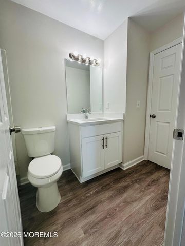 402 Woodlake Manor Drive 1000, Lakewood, NJ 08701