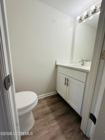402 Woodlake Manor Drive 1000, Lakewood, NJ 08701