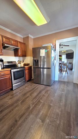 271 Third Avenue, West Haven, CT 06516