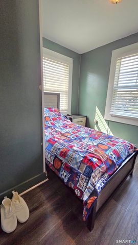 271 Third Avenue, West Haven, CT 06516