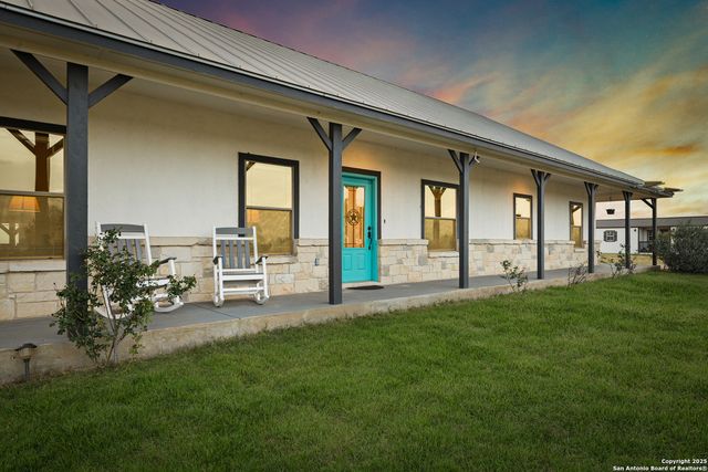 4355 N State Highway 16, Jourdanton, TX 78026