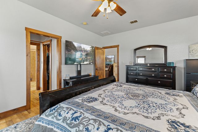 4355 N State Highway 16, Jourdanton, TX 78026