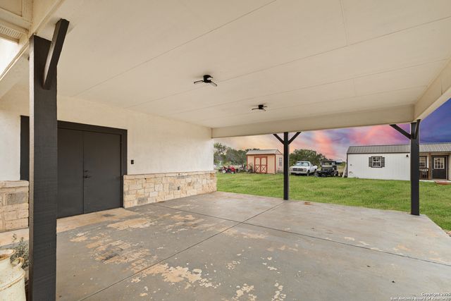 4355 N State Highway 16, Jourdanton, TX 78026