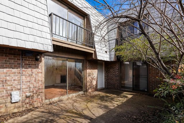 136 Cedarwood Ln, Madison, TN 37115