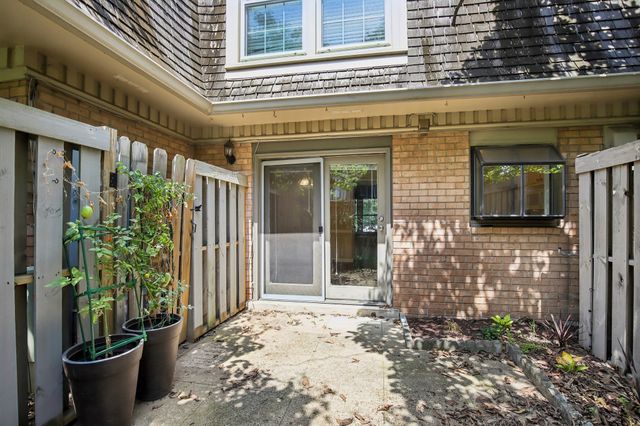3000 Hillsboro Pike Apt 113, Nashville, TN 37215