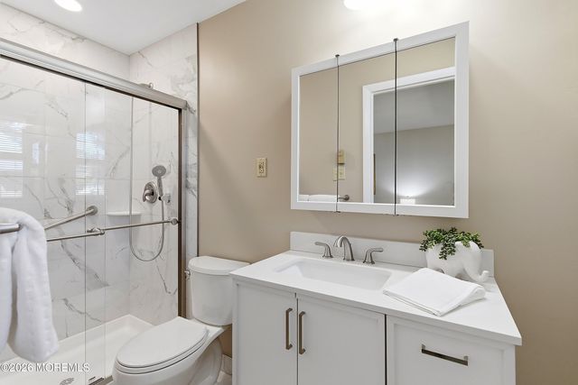 21 Cambridge Circle B, Manchester, NJ 08759