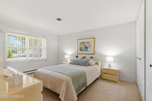 21 Cambridge Circle B, Manchester, NJ 08759