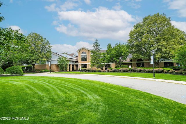 21 Cambridge Circle B, Manchester, NJ 08759