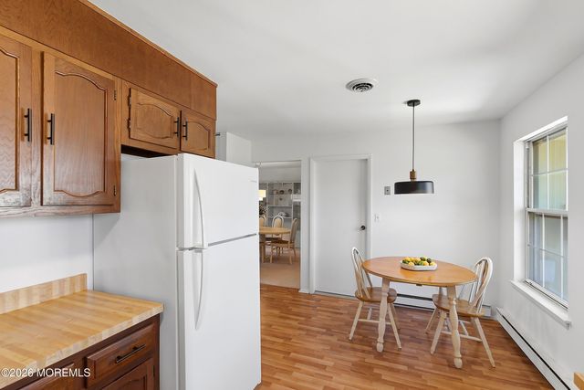 21 Cambridge Circle B, Manchester, NJ 08759