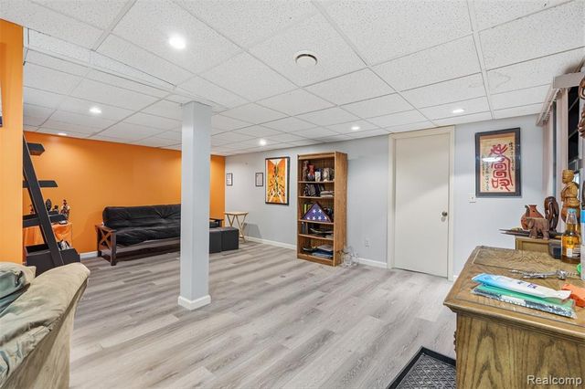 20148 Evergreen Meadows Road, Southfield, MI 48076