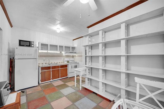 528 NW 47th St 2, Miami, FL 33127