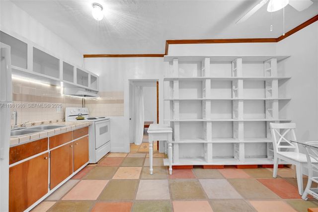 528 NW 47th St 2, Miami, FL 33127