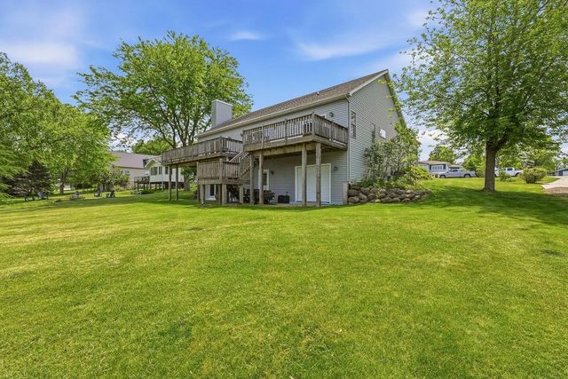 W3162 Jane Street, Green Lake, WI 54941