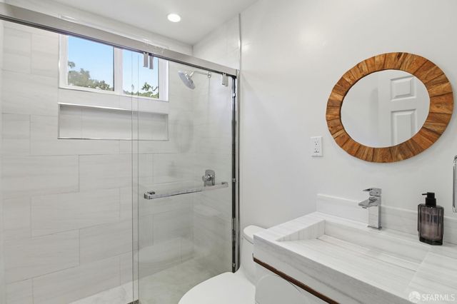 704 Alta Vista Drive, Pacifica, CA 94044
