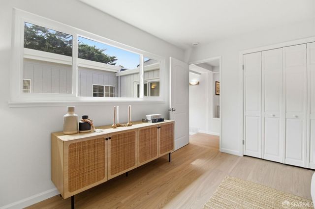 704 Alta Vista Drive, Pacifica, CA 94044