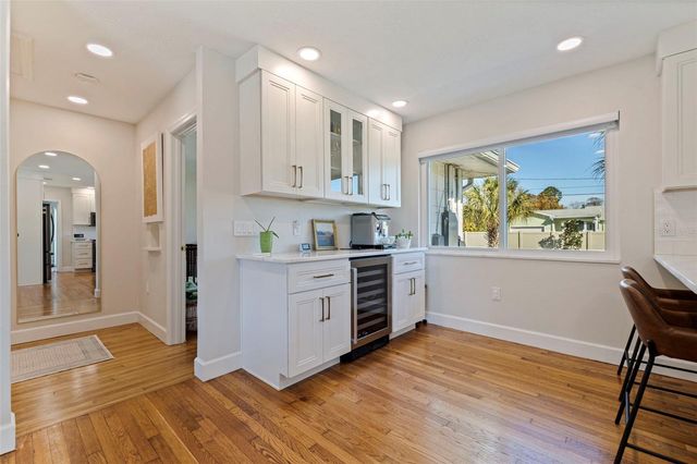 6149 9TH AVENUE S, Gulfport, FL 33707