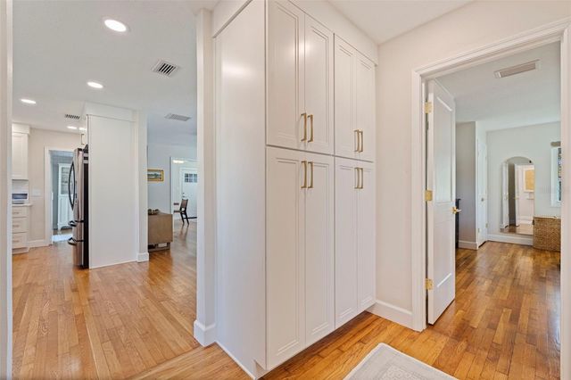 6149 9TH AVENUE S, Gulfport, FL 33707