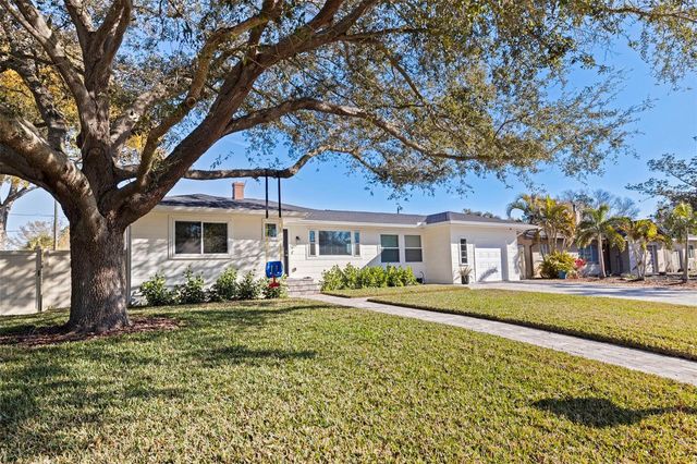 6149 9TH AVENUE S, Gulfport, FL 33707