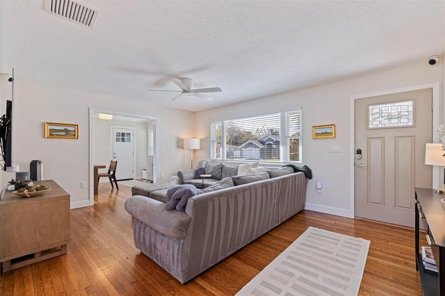 6149 9TH AVENUE S, Gulfport, FL 33707