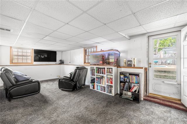 265 Asylum Road, Warwick, RI 02886