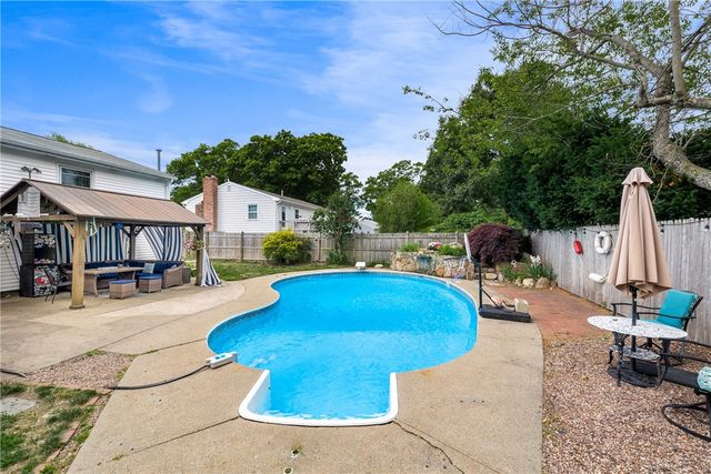 265 Asylum Road, Warwick, RI 02886