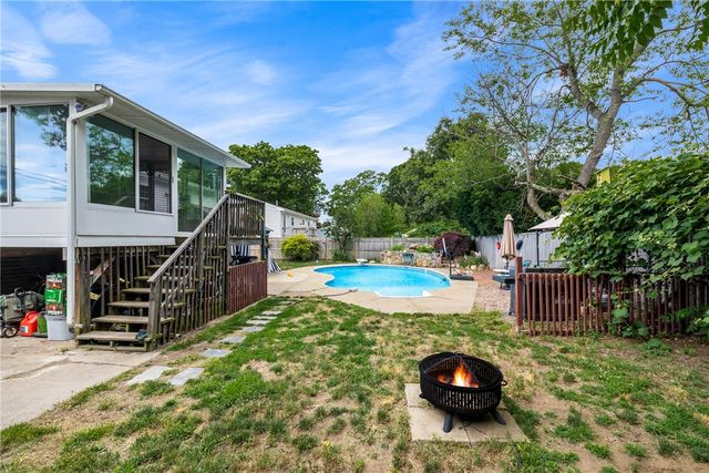 265 Asylum Road, Warwick, RI 02886