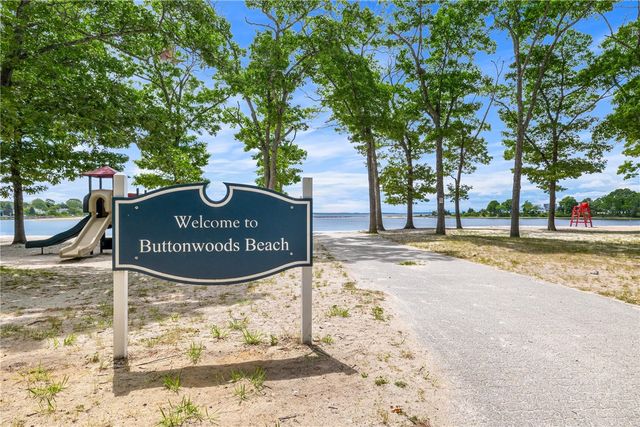 265 Asylum Road, Warwick, RI 02886