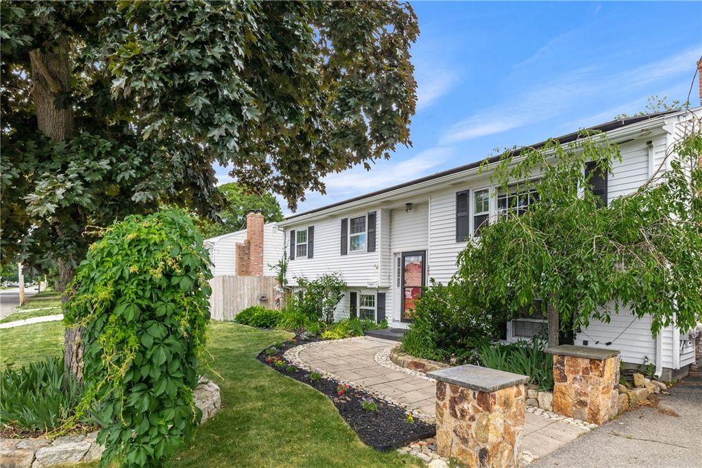 265 Asylum Road, Warwick, RI 02886