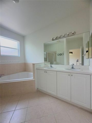 8894 SW 225th Street, Cutler Bay, FL 33190