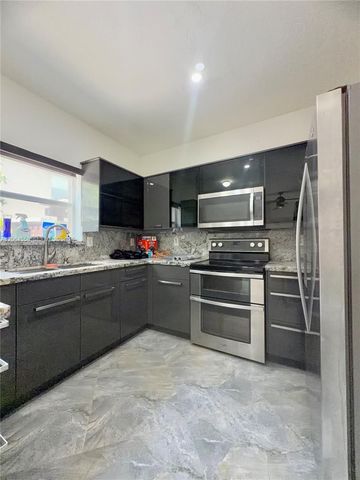 8894 SW 225th Street, Cutler Bay, FL 33190
